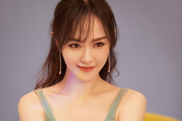楊冪和唐嫣之間發生了什么楊冪和唐嫣之間發生了什么事插圖6 楊冪和唐嫣之間發生了什么楊冪和唐嫣之間發生了什么事插圖6