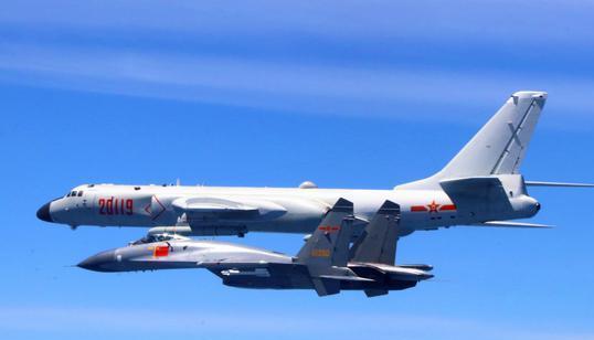 中國轟炸機(jī)中國轟炸機(jī)有哪些型號(hào)圖片插圖
