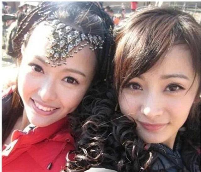楊冪和唐嫣之間發生了什么楊冪和唐嫣之間發生了什么事件插圖 楊冪和唐嫣之間發生了什么楊冪和唐嫣之間發生了什么事件插圖
