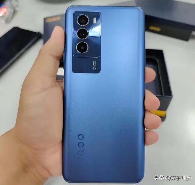 vivov15手機多少錢一臺二手vivo手機多少錢一部插圖5 vivov15手機多少錢一臺二手vivo手機多少錢一部插圖5