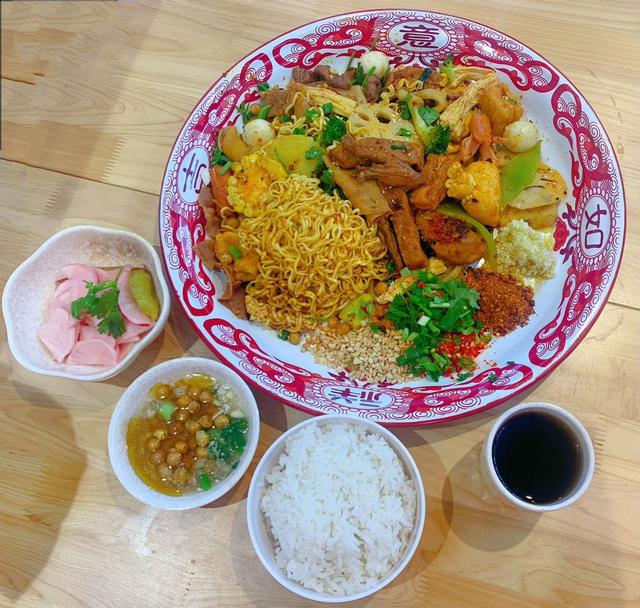 學(xué)小吃創(chuàng)業(yè)學(xué)小吃創(chuàng)業(yè)去哪里插圖2 學(xué)小吃創(chuàng)業(yè)學(xué)小吃創(chuàng)業(yè)去哪里插圖2