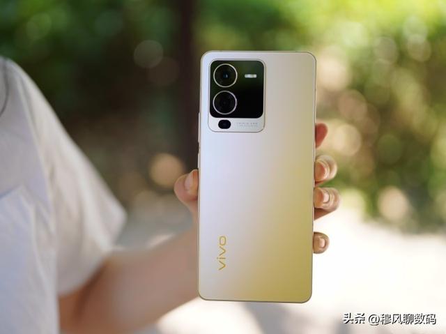 vivov15手機多少錢一臺vivo手機多少錢一部最低價插圖7 vivov15手機多少錢一臺vivo手機多少錢一部最低價插圖7